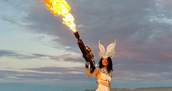 Ossi Continues Playing Pros, Hellmuth Challenges Haters + Liv and Igor Married!