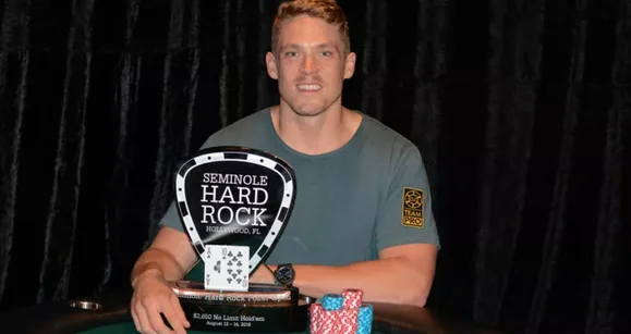 Alex Foxen: "My Teacher Told My Parent's I'd End Up in Prison"