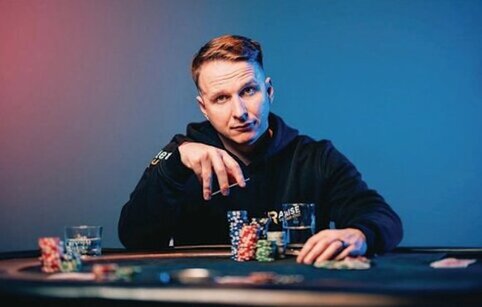 Ben "Bencb" Rolle Explains When And How To Bluff