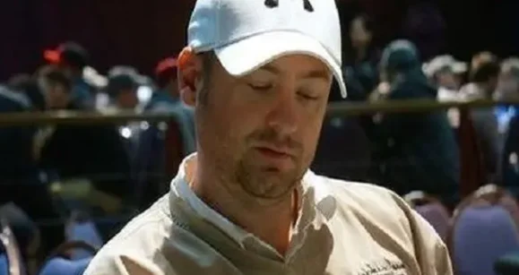 Bounty on Mike Postle, Gambling Lawyer's Trial and Other News