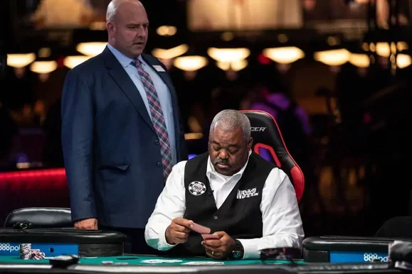Dead Hand Brought Back to Life Against Patrick Leonard & Other WSOP News