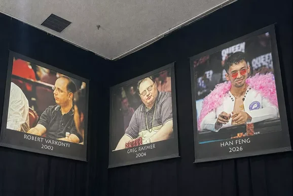 Players on Social Media Talk Main Event Play & Fashion