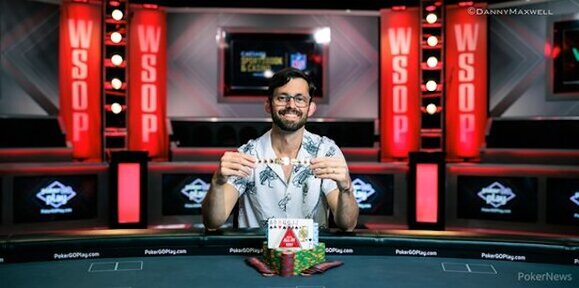 Mike Gorodinsky is a Gambling Addict who Succeeded