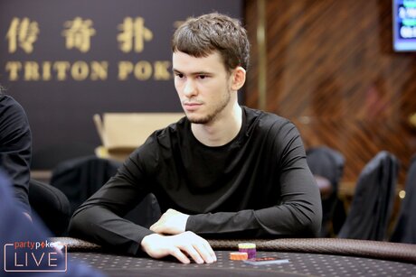 Trueteller calls the optimal state for poker: a review of social media
