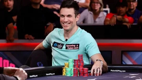 Post-flop in HU NL: the Perfect Balance Between Burning and Printing Money