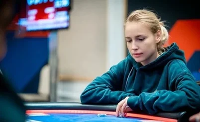 Olga Ermolcheva in the New Show Poker After Dark: Review of Social Media