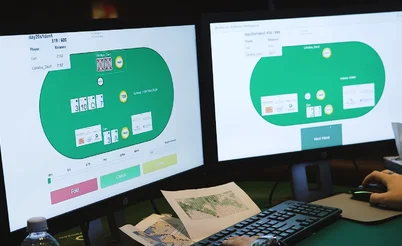 How Does an Artificial Intelligence Play Poker? (ChatGPT Study)