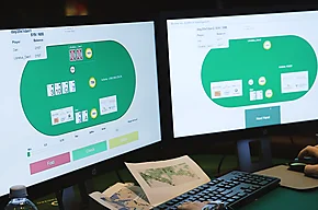 How Does an Artificial Intelligence Play Poker? (ChatGPT Study)